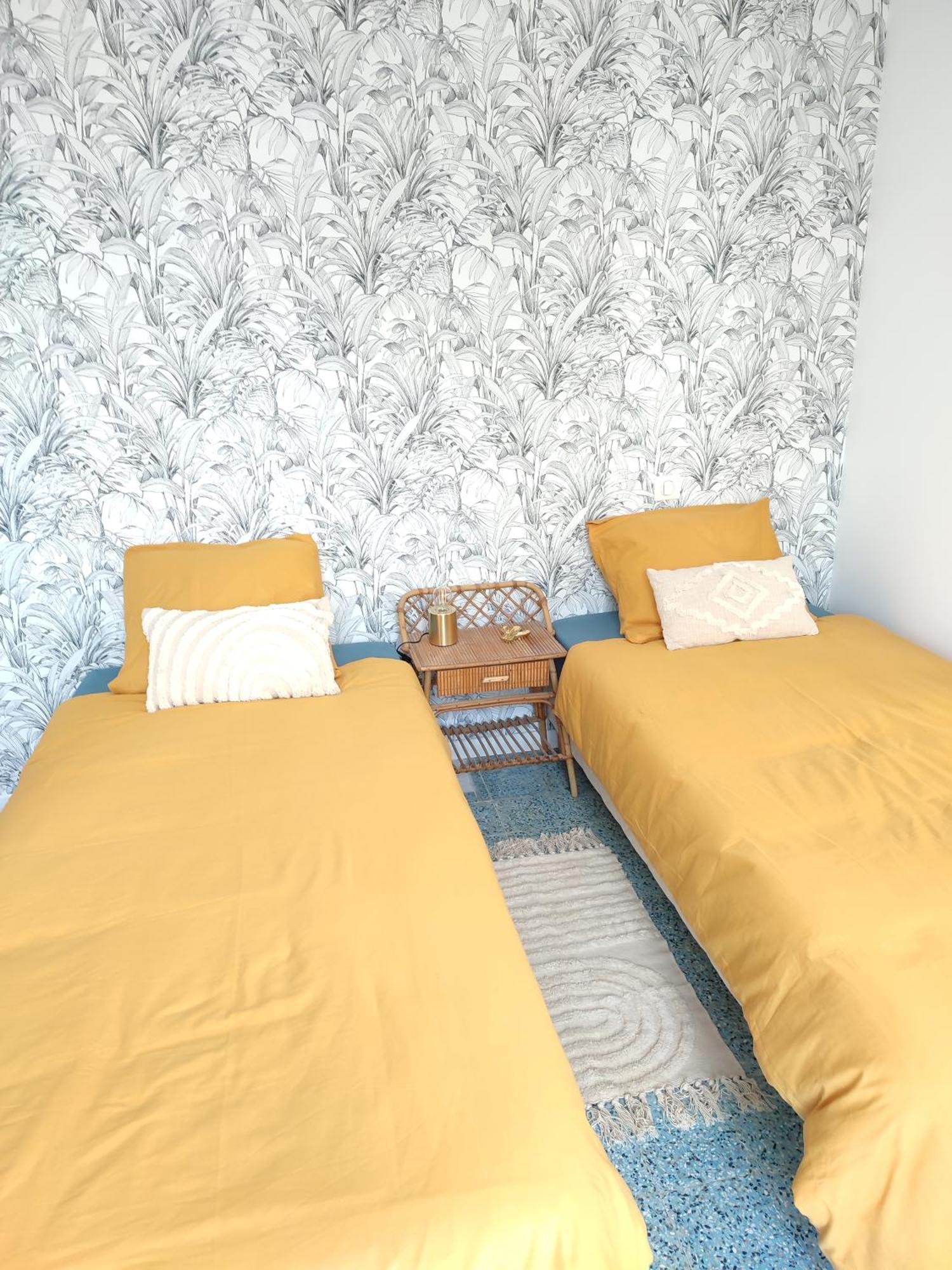 La Maison Des Voyageurs Avec Grand Parking Prive -Calme Et Serenite Chevincourt 外观 照片