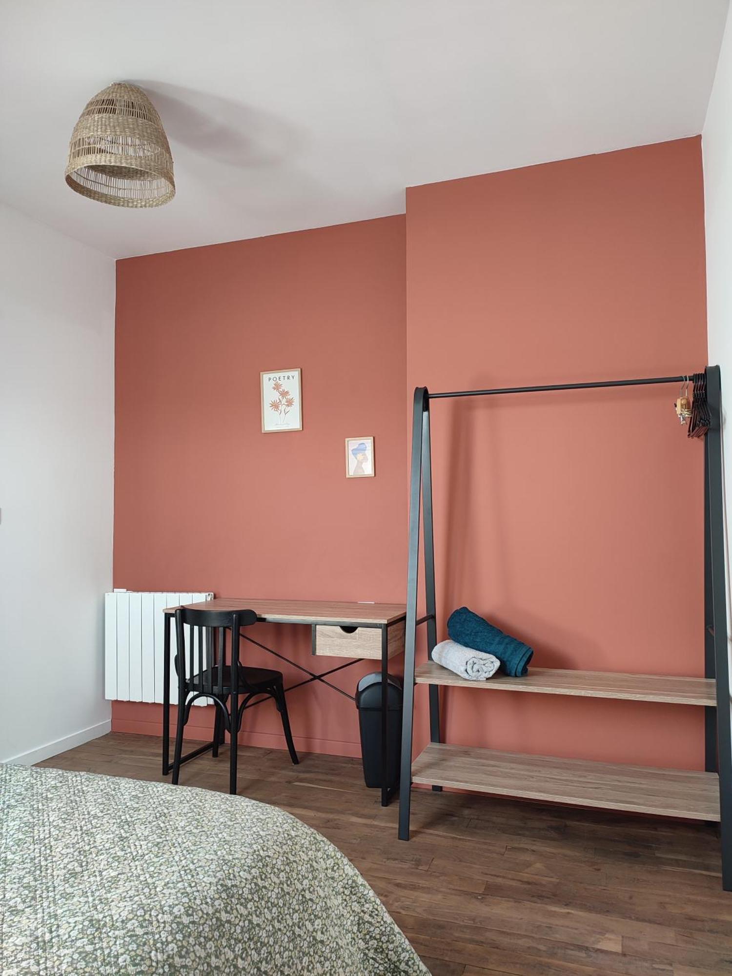 La Maison Des Voyageurs Avec Grand Parking Prive -Calme Et Serenite Chevincourt 外观 照片
