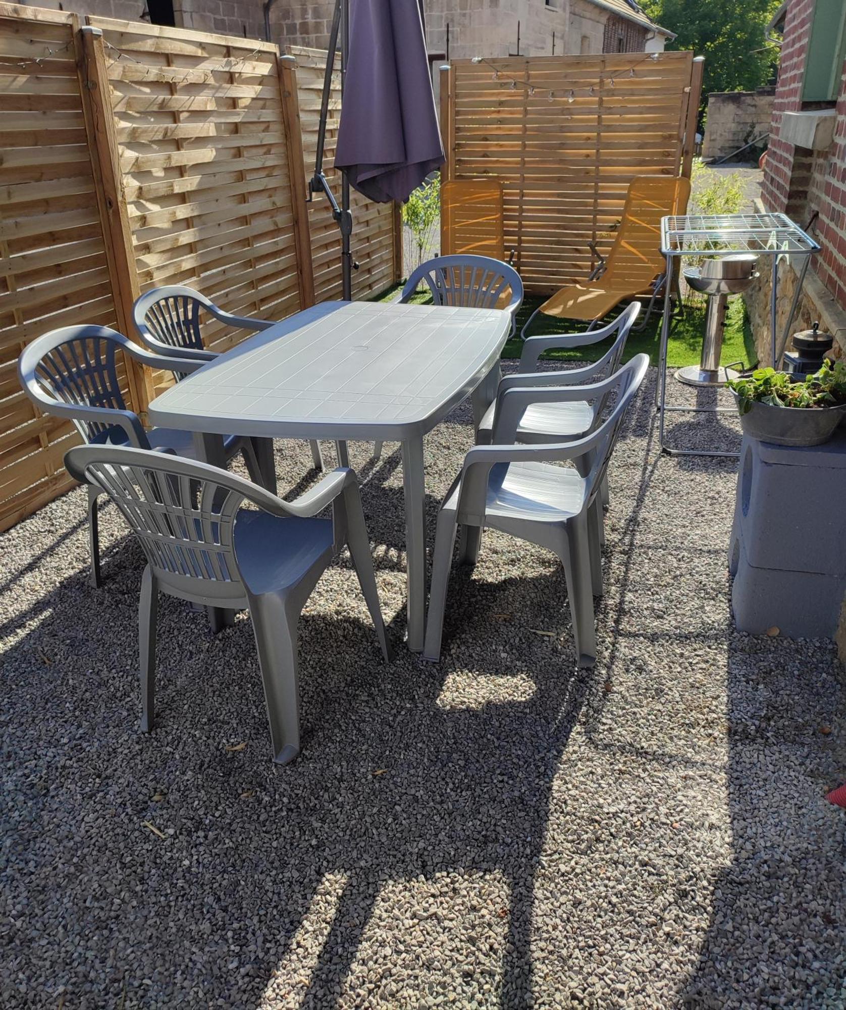 La Maison Des Voyageurs Avec Grand Parking Prive -Calme Et Serenite Chevincourt 外观 照片